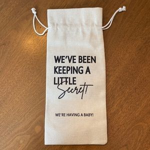 We’ve Been Keeping a Little Secret Wine Cover. Pregnancy Announcement.
